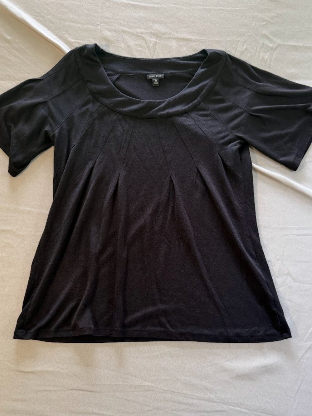 Nine West Women's Dressy Pleated Cowl Neckline Tee Shirt Black Size Medium